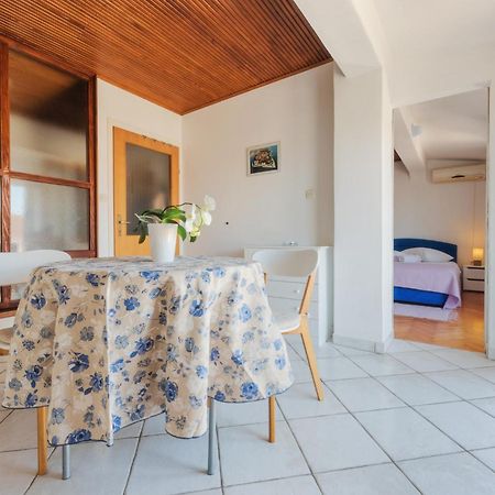 Perica Apartment And Perica Room With Separate Entrance Zadar Eksteriør bilde
