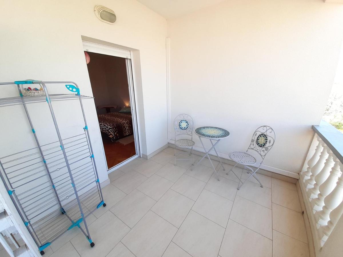 Perica Apartment And Perica Room With Separate Entrance Zadar Eksteriør bilde